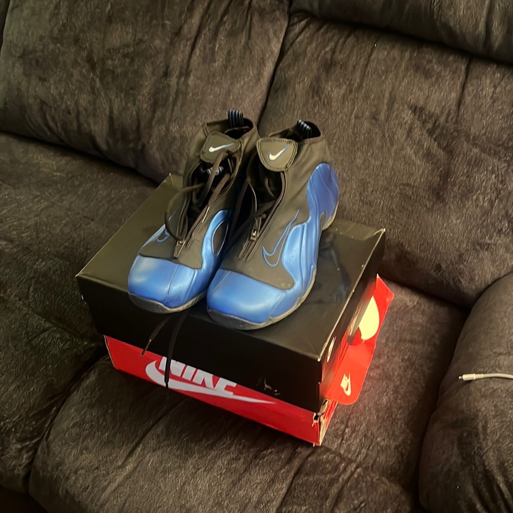 Barely worn flightposites baby blues!!